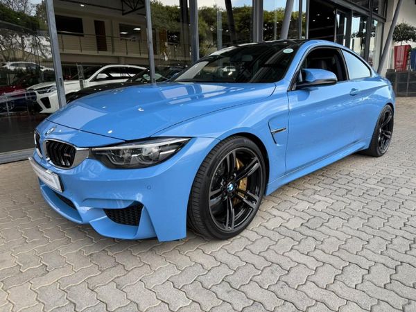 2017-BMW-M4-Coupe-Auto image:4