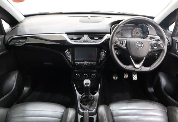 2019-Opel-Corsa-14T-GSi-3-dr image:13