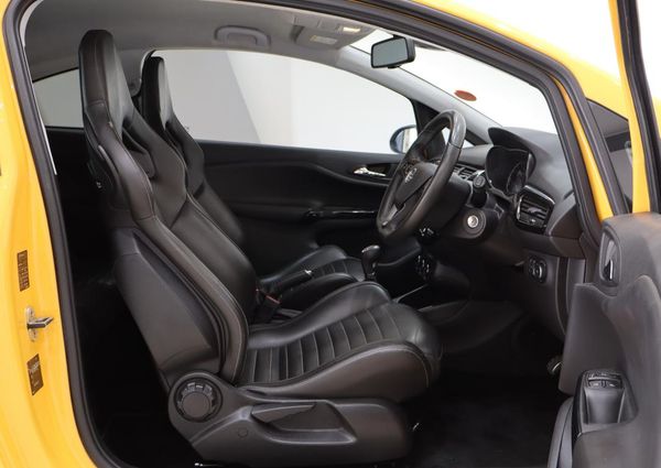 2019-Opel-Corsa-14T-GSi-3-dr image:17