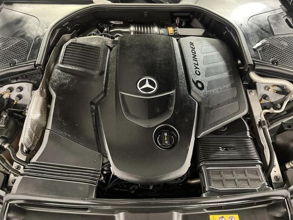 2021-Mercedes-Benz-S-Class-S-400d-4Matic image:15