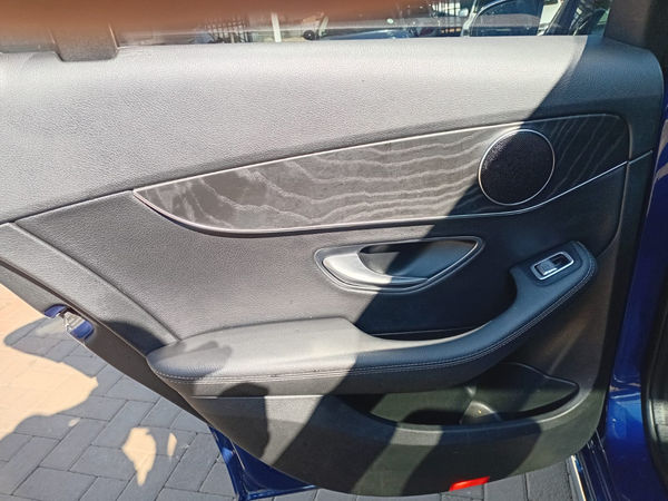 2018-Mercedes-Benz-C-Class-C200-AUTO image:19