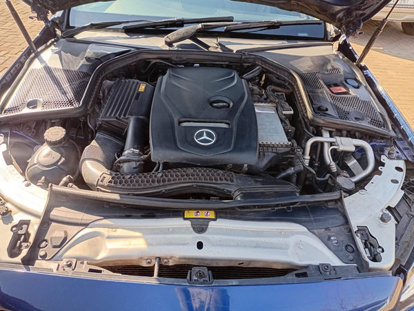 2018-Mercedes-Benz-C-Class-C200-AUTO image:21