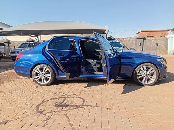 2018-Mercedes-Benz-C-Class-C200-AUTO image:7
