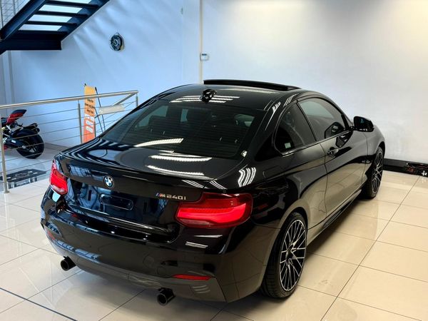 2020-BMW-2-Series-M240i-Coupe-Auto image:10