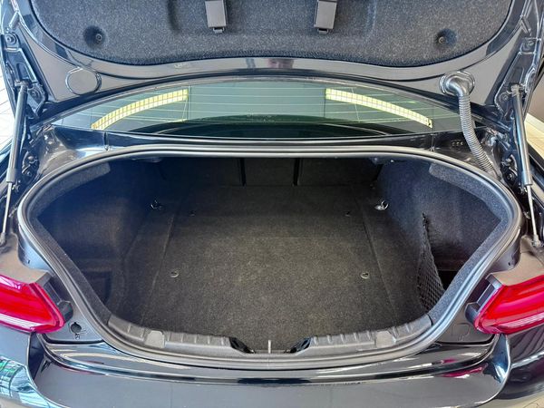 2020-BMW-2-Series-M240i-Coupe-Auto image:18