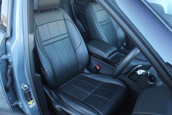 2023-Land-Rover-Range-Rover-Evoque-20D-SE-R-Dynamic-D200-147kW image:7