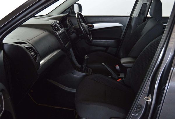 2021-Suzuki-Vitara-Brezza-15-GLX image:7