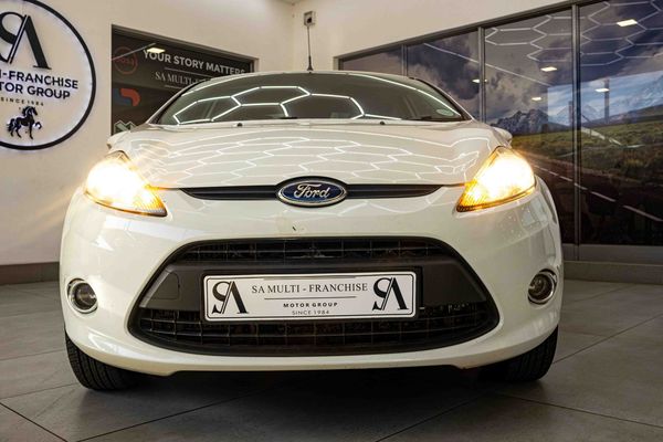 2011-Ford-Fiesta-16-TDCi-Ambiente image:1