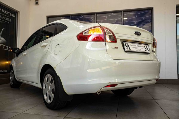 2011-Ford-Fiesta-16-TDCi-Ambiente image:7
