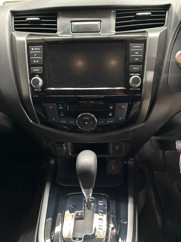 2025-Nissan-Navara-25-DDTi-PRO-2X-Auto-Double-Cab image:9