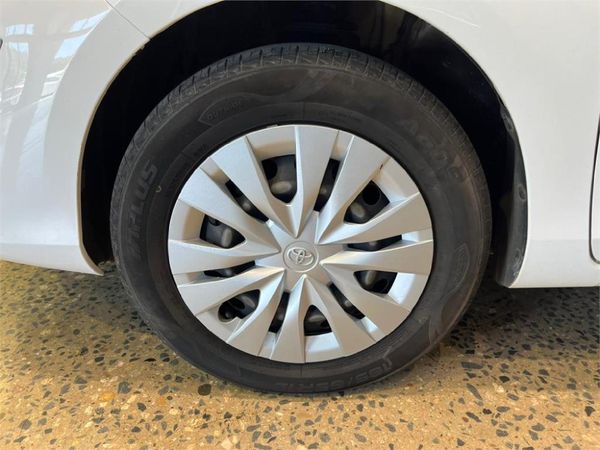 2019-Toyota-Yaris-15-XI-5-dr image:9