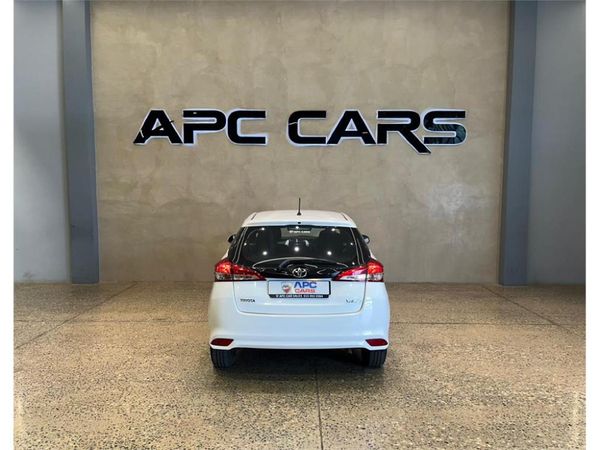 2019-Toyota-Yaris-15-XI-5-dr image:4