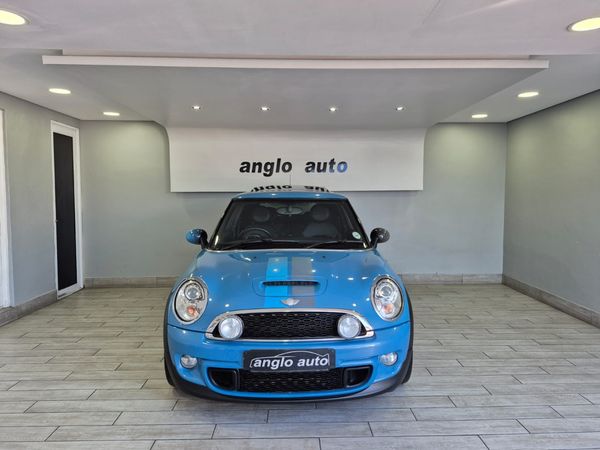2012-MINI-Hatch-Cooper-S-Auto image:1