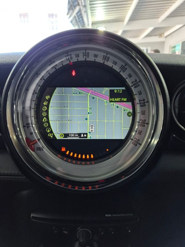 2012-MINI-Hatch-Cooper-S-Auto image:4