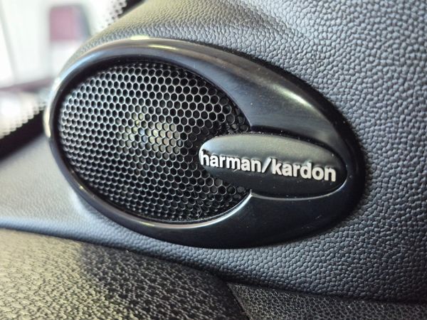 2012-MINI-Hatch-Cooper-S-Auto image:8