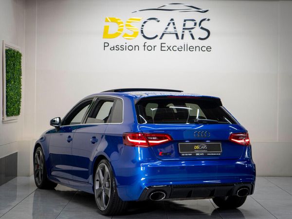 2016-Audi-RS3-Sportback-quattro image:10