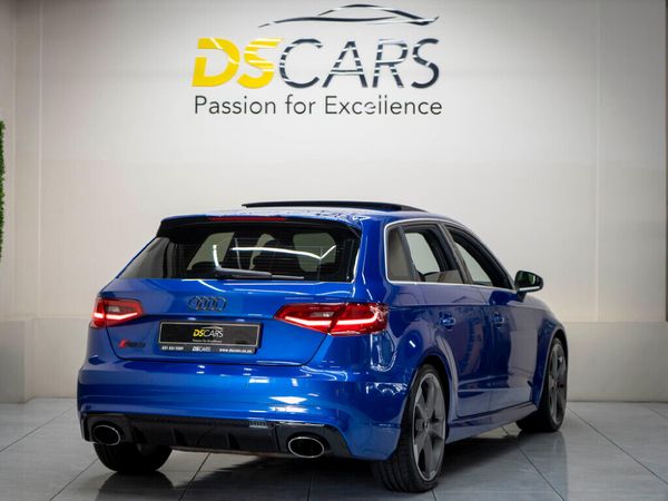 2016-Audi-RS3-Sportback-quattro image:8