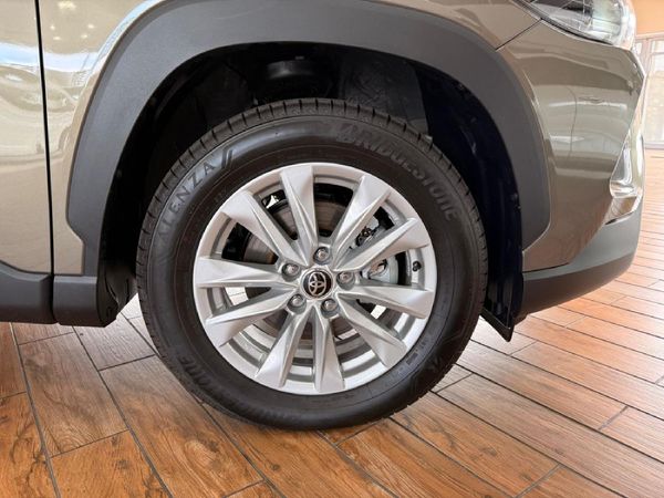 2026-Toyota-Corolla-Cross-18-XS-Hybrid image:9