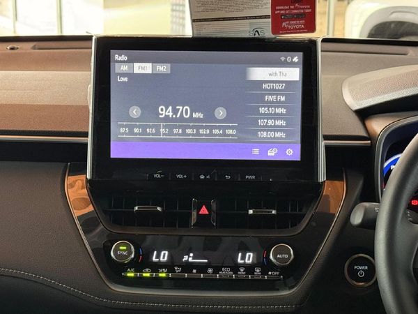 2026-Toyota-Corolla-Cross-18-XS-Hybrid image:16