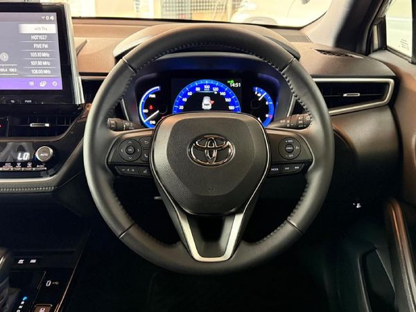 2026-Toyota-Corolla-Cross-18-XS-Hybrid image:20