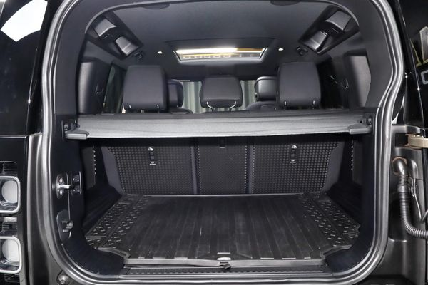 2021-Land-Rover-Defender-110-D300-X-221kW image:7