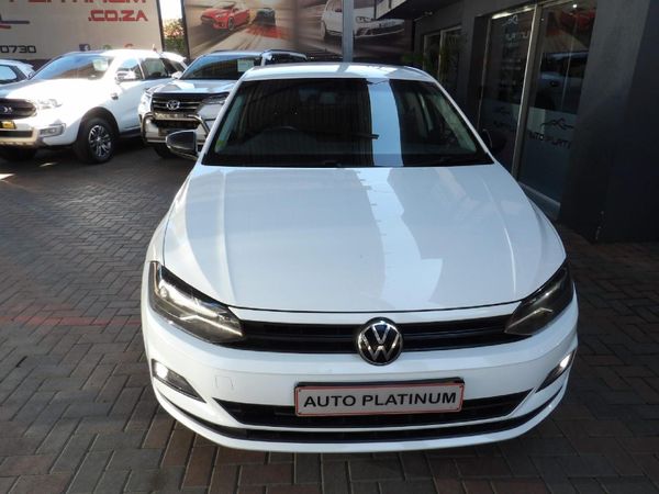 2021-Volkswagen-Polo-10-TSI-Trendline image:1
