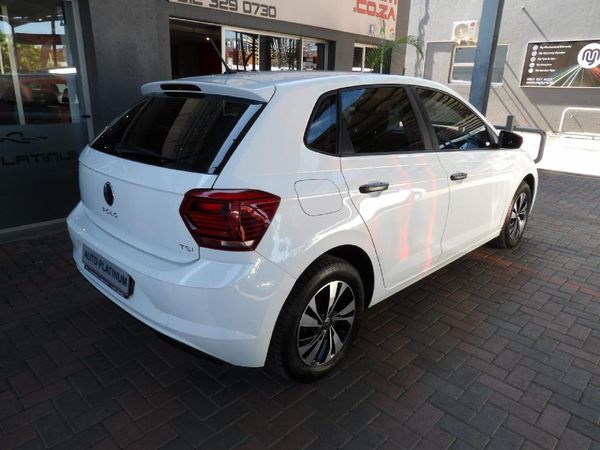 2021-Volkswagen-Polo-10-TSI-Trendline image:3