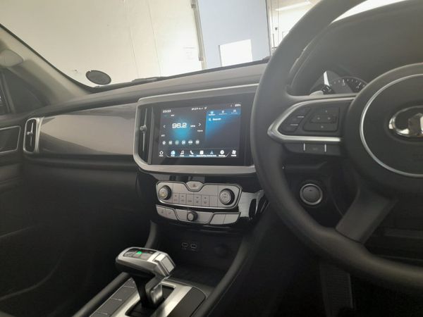 2026-GWM-P-Series-P300-24TD-LS-Auto-Double-Cab image:8