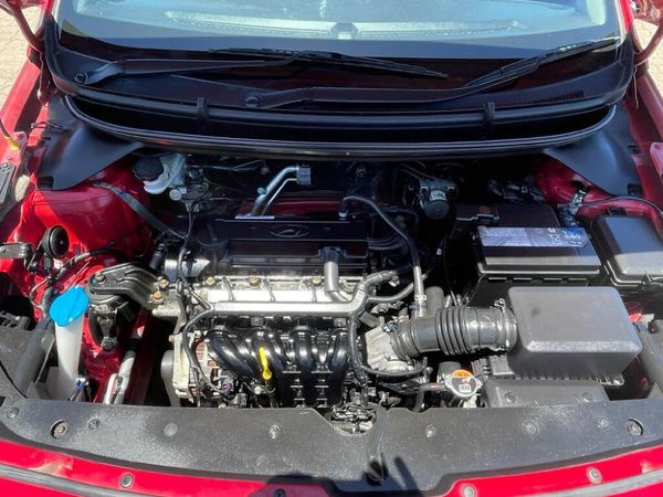 2017-Hyundai-i20-12-Motion image:5