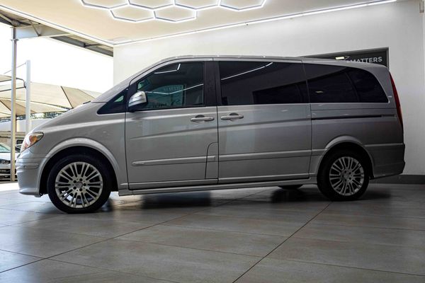 2010-Mercedes-Benz-Viano-30-CDI-V6-Ambiente image:4