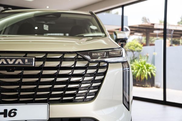 2026-Haval-H6-15T-Hybrid-Luxury-DHT image:4