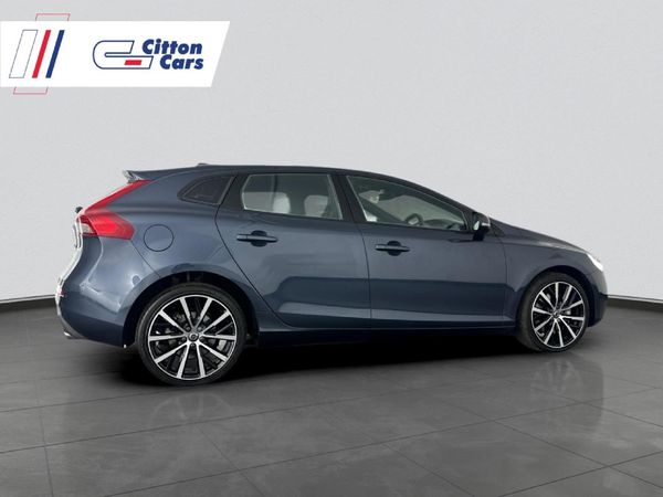2019-Volvo-V40-D3-Momentum-Auto image:5