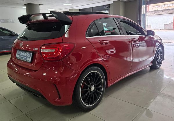 2015-Mercedes-Benz-A-Class-A-220d-AMG-Auto image:8