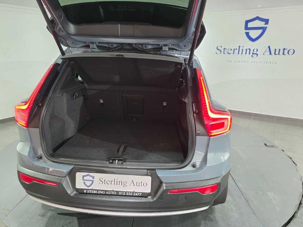 2021-Volvo-XC40-D4-Momentum-AWD image:10