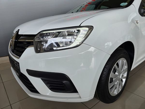 2019-Renault-Sandero-900T-Expression image:21