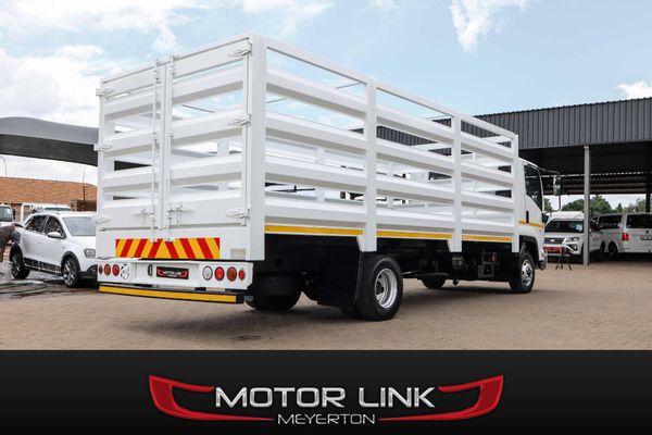 2014-Isuzu-FRR-550-Fc-Cc image:4