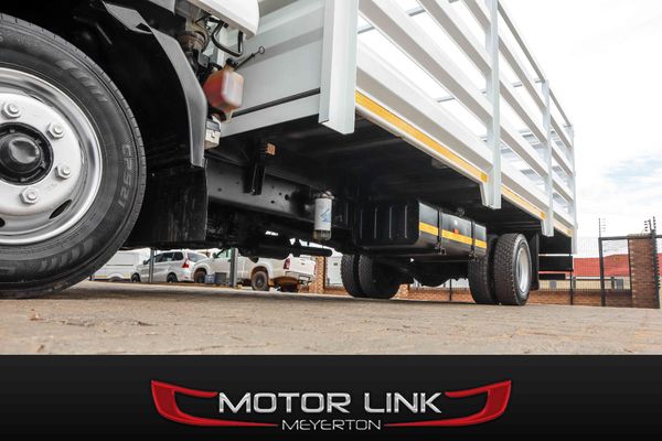 2014-Isuzu-FRR-550-Fc-Cc image:7