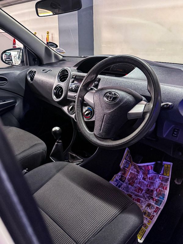 2018-Toyota-Etios-15-XS image:11
