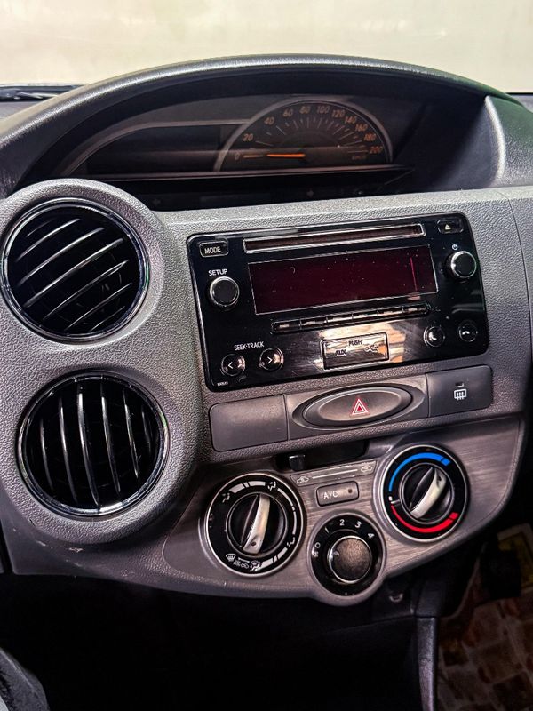 2018-Toyota-Etios-15-XS image:17