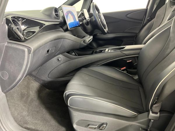 2024-BYD-Dolphin-Standard-Range-Auto image:8