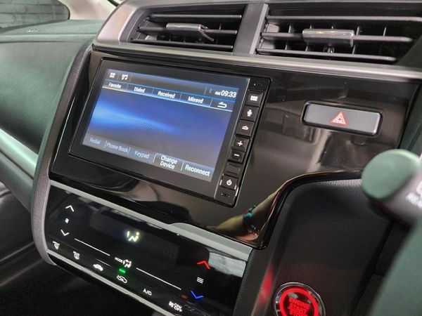 2023-Honda-WR-V-12-Elegance image:11