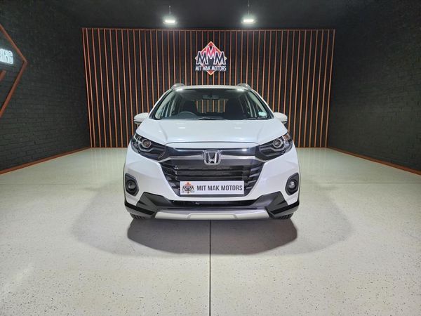 2023-Honda-WR-V-12-Elegance image:1