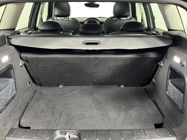 2018-MINI-Clubman-Cooper-Auto image:14