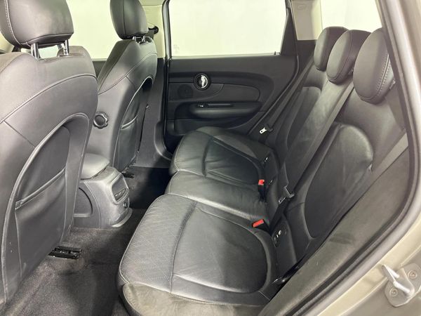 2018-MINI-Clubman-Cooper-Auto image:3