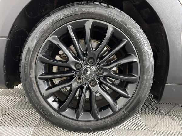 2018-MINI-Clubman-Cooper-Auto image:4