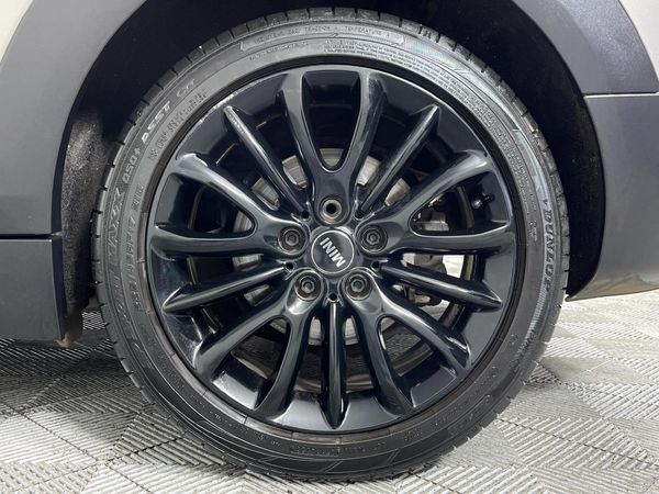 2018-MINI-Clubman-Cooper-Auto image:6