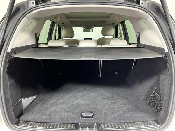 2015-Mercedes-Benz-GLE-250d-4Matic image:13