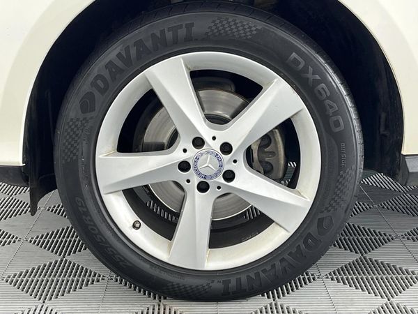 2015-Mercedes-Benz-GLE-250d-4Matic image:4