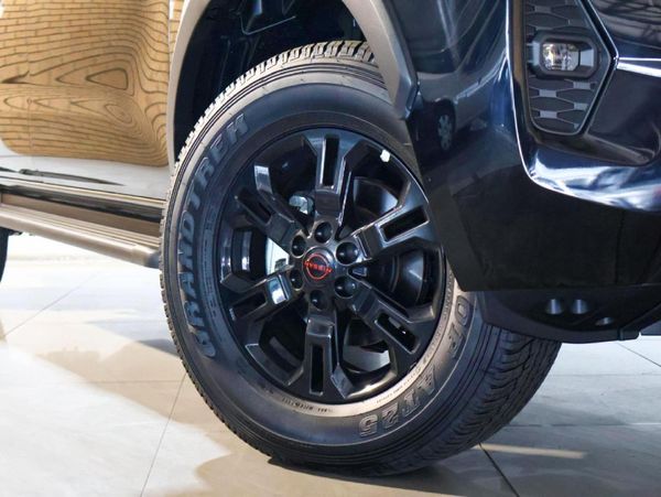 2026-Nissan-Navara-25-DDTi-PRO-2X-Auto-Double-Cab image:2
