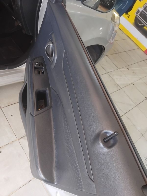 2019-Datsun-Go-7-SEATER image:9